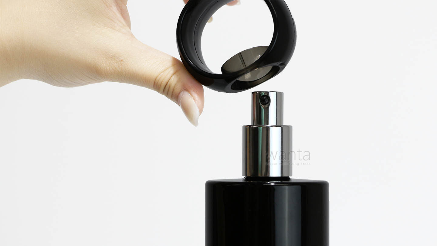 Lelo Personal Moisturizer - View 7