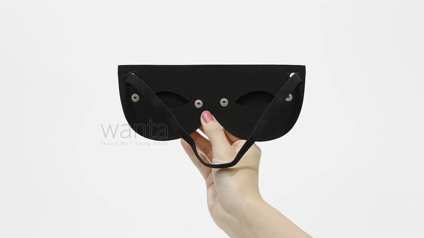 Toynary SM35 Eye Mask With Detachable Cover - View 4