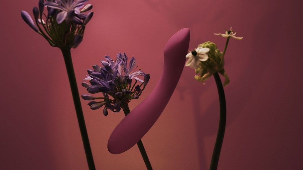 SVAKOM - Amy 2 Flexible G-spot Vibrator - Violet - View 5