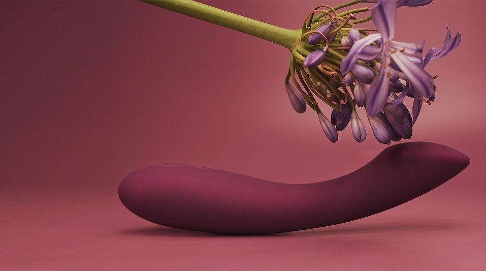 SVAKOM - Amy 2 Flexible G-spot Vibrator - Violet - View 7
